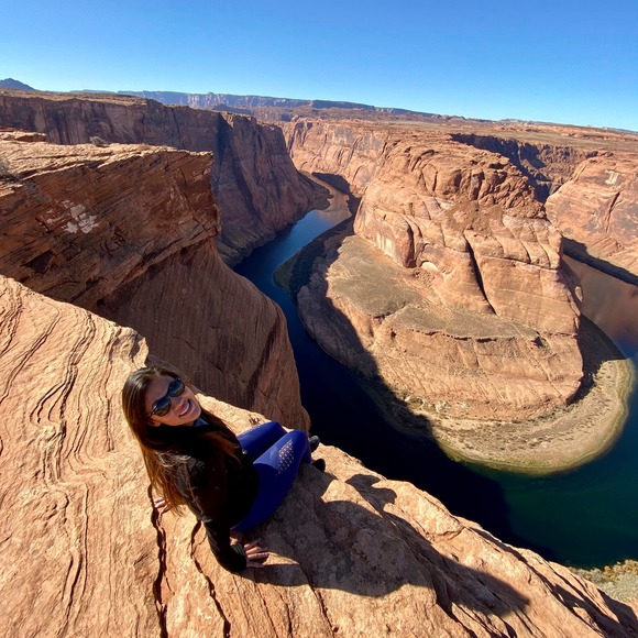 Meet your Posher, Jennifer - Picture 1 of 1